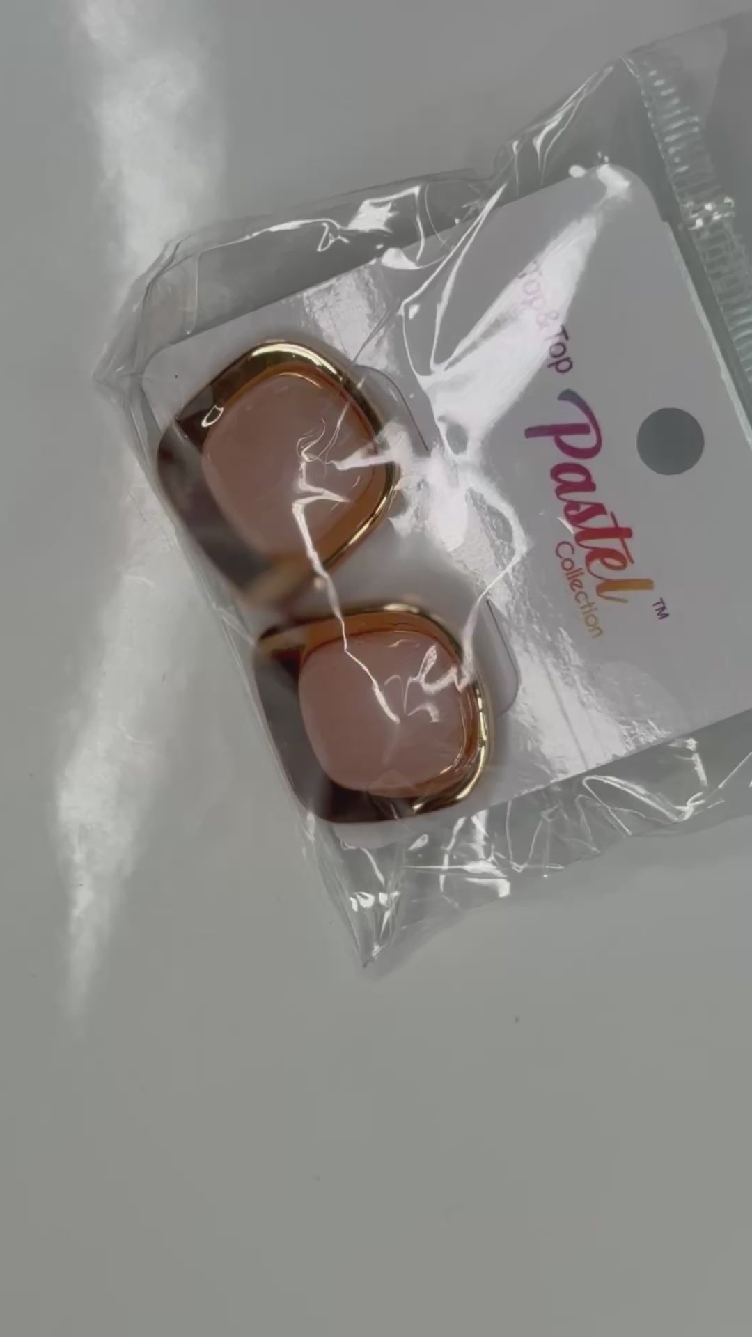 Load video: Pastel collection
